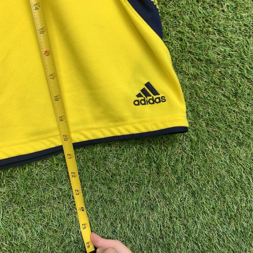 Michigan Wolverines adidas Shorts Mens Medium Yellow Drawstring Sportswear
